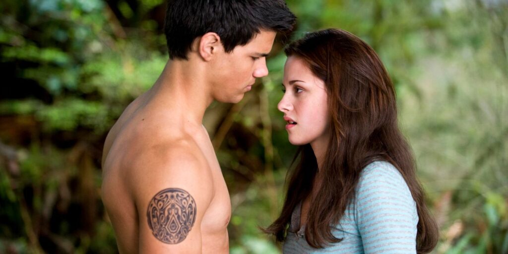 The Twilight Saga: New Moon از پرفروشترین فیلم های عاشقانه