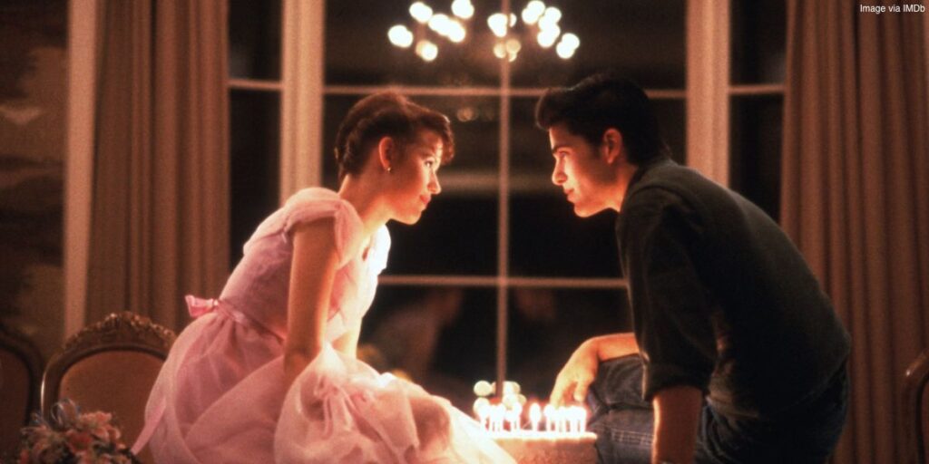 Sixteen Candles (1984) از بهترین فیلم های جان هیوز