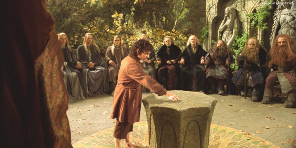 The Lord of the Rings: The Fellowship of the Ring از بهترین فیلم های دهه 2000